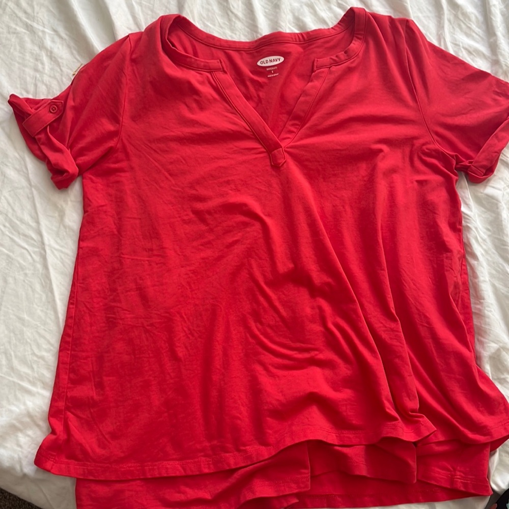 Maternity & Nursing-friendly Top (Old Navy)